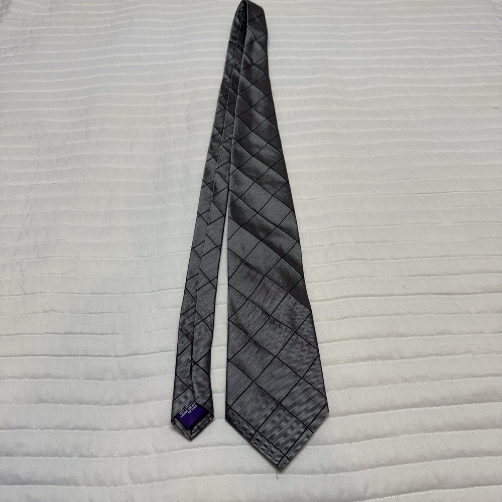 Hunt Club Men's Silver Diamond Pattern 100% Silk Neck Tie 4" - Picture 2 of 7
